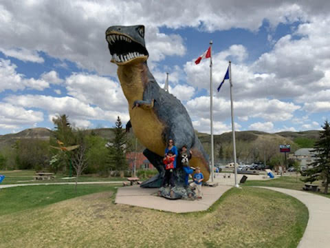 World’s Largest Dinosaur Statue, Drumheller, Alberta, Canada