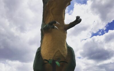 World’s Largest Dinosaur Statue, Drumheller, Alberta, Canada