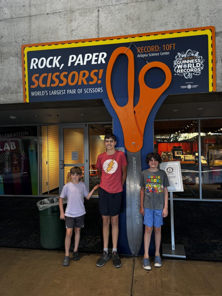 The world largest scissors, Phoenix, Arizona