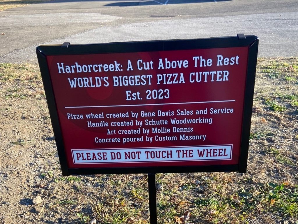 World's largest pizza cutter, Harborcreek, PA